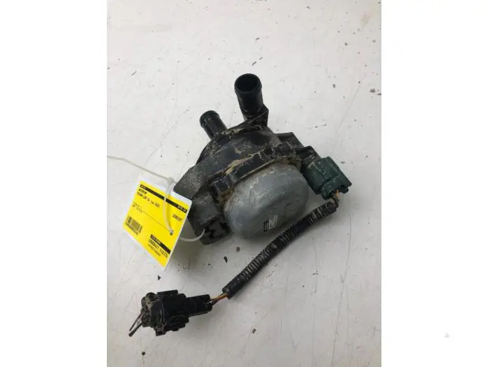 Water pump Nissan Leaf