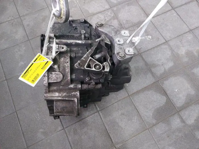 Gearbox Volkswagen Passat 05-