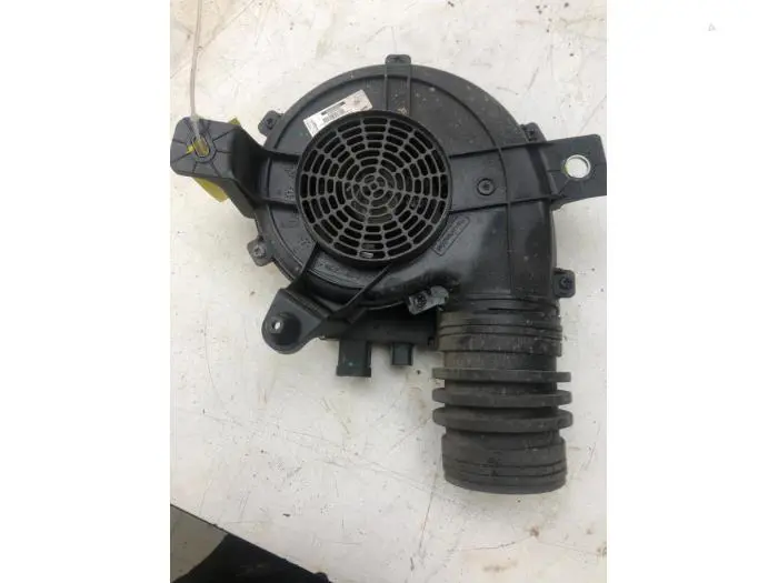 Fan motor Renault Twingo