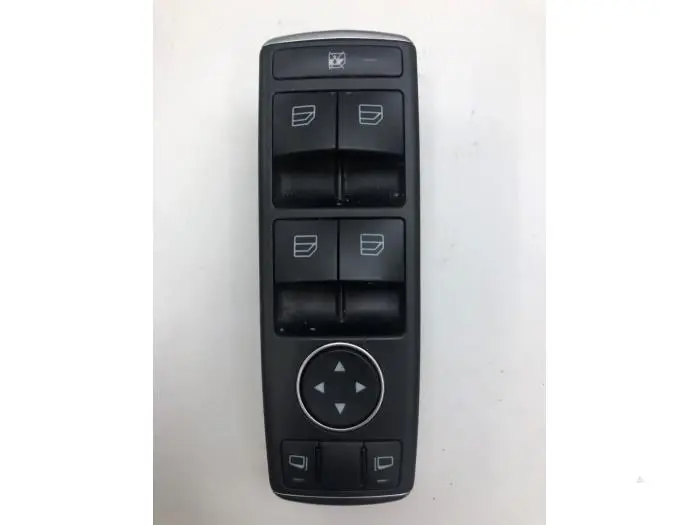 Electric window switch Mercedes CLA