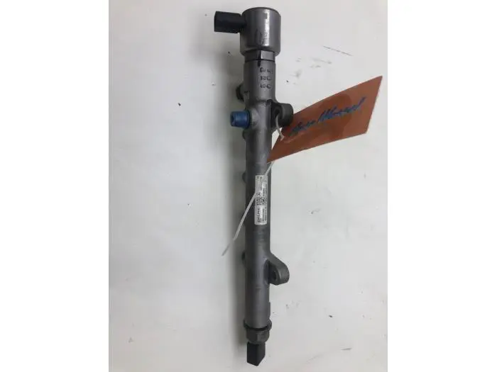 Fuel injector nozzle Mercedes CLA