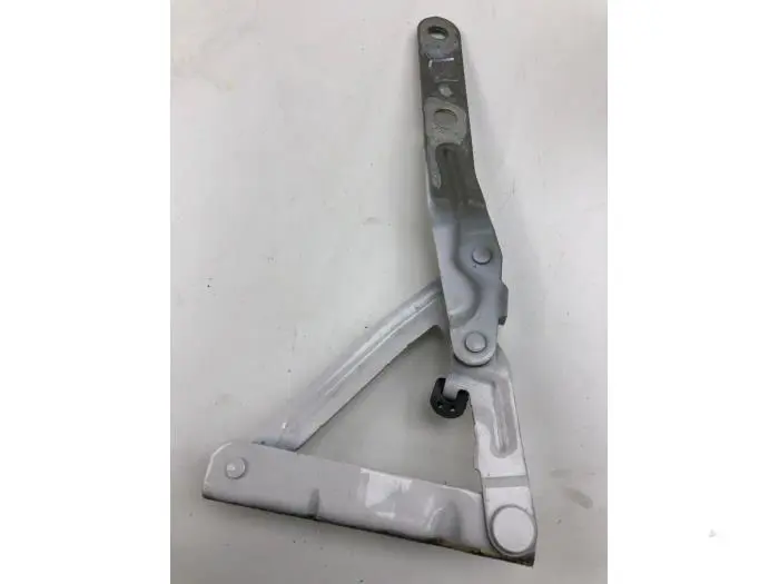 Bonnet Hinge Volkswagen Transporter