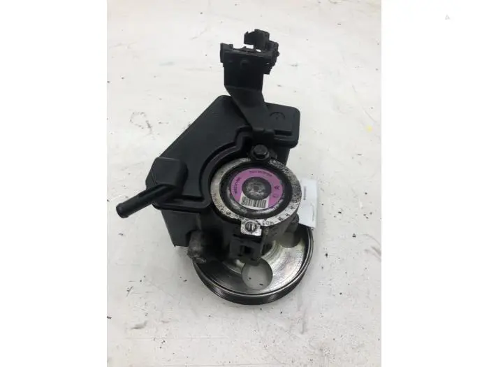 Power steering pump Peugeot 206