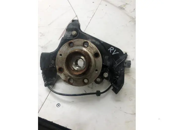 Knuckle, front right Opel Corsa