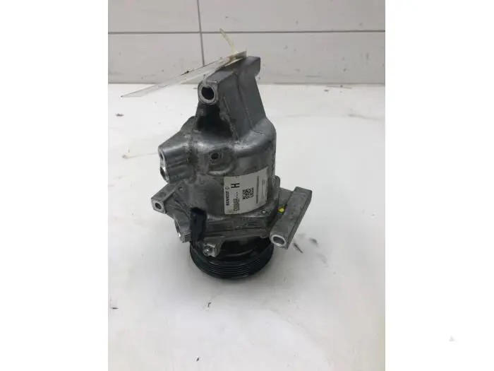 Air conditioning pump Dacia Sandero