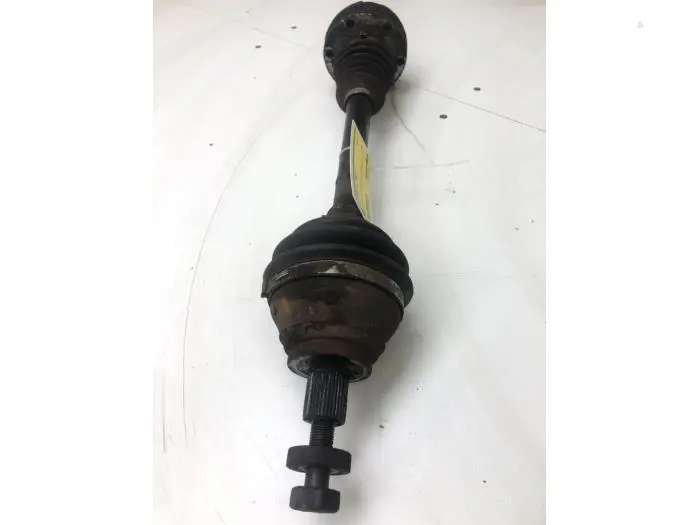 Front drive shaft, left Volkswagen Caddy