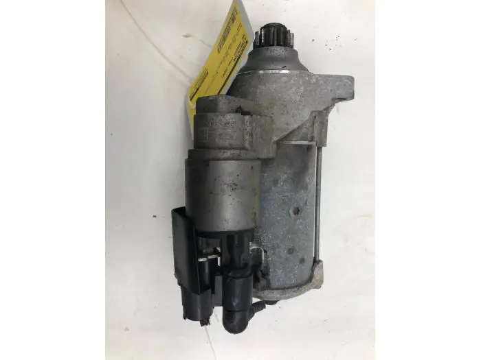 Starter Volkswagen Passat