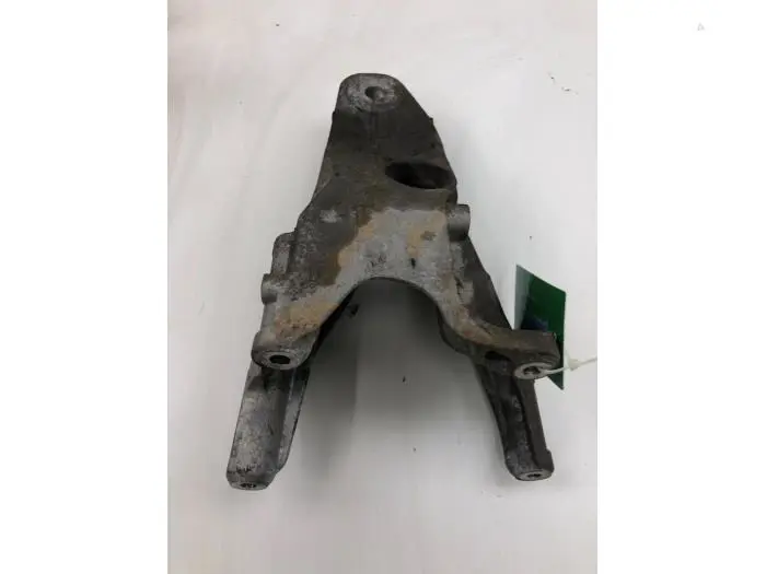 Engine mount Volkswagen Transporter