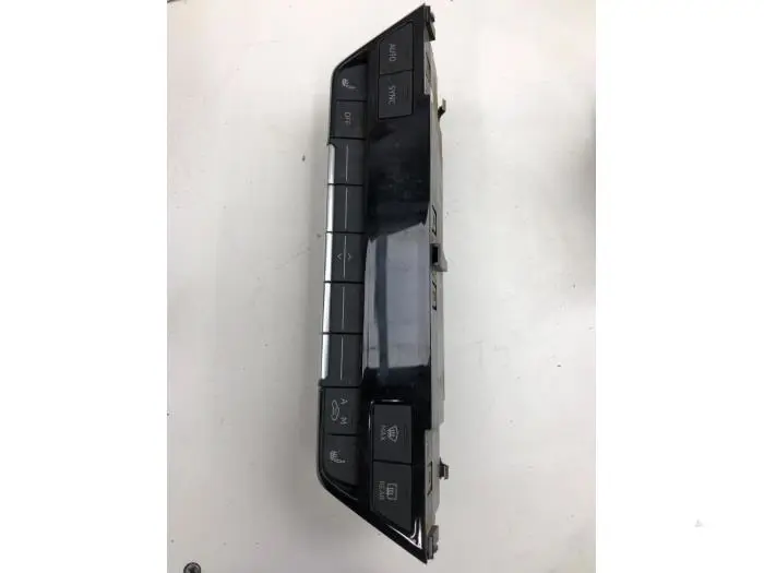 Heater control panel Audi Q4