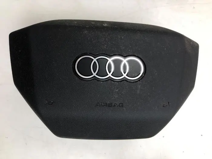 Left airbag (steering wheel) Audi Q4
