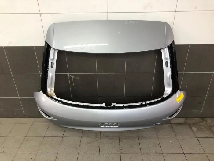 Tailgate Audi Q3