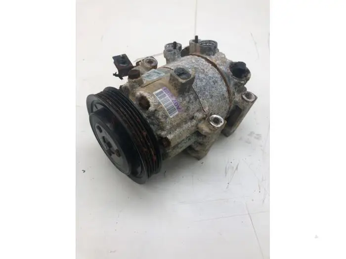 Air conditioning pump Kia Cee'D