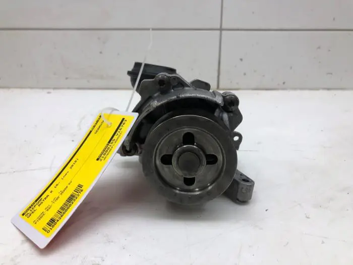 Oil pump Opel Astra