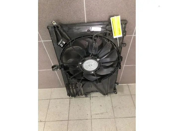 Fan motor Mazda CX-30