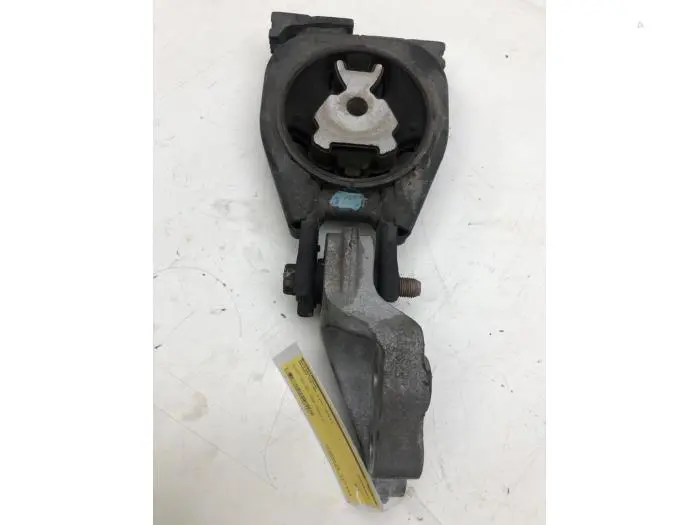 Engine mount Mazda CX-30