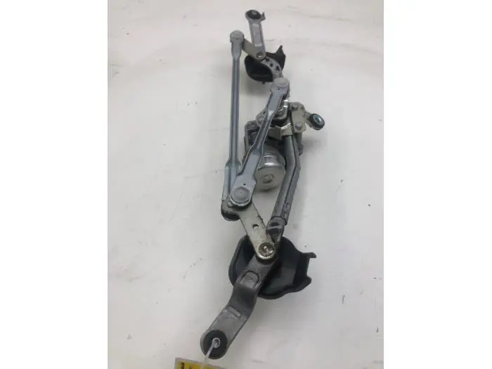 Front wiper motor Mazda CX-30