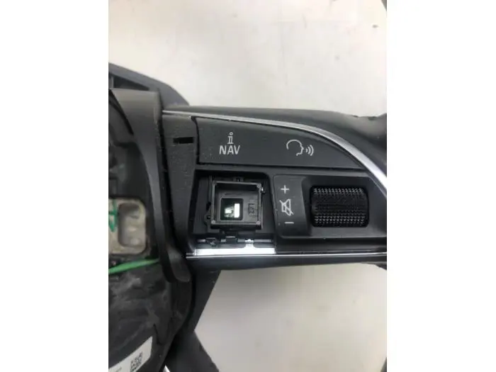 Steering wheel Audi Q3