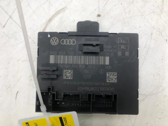 Central door locking module Audi Q3