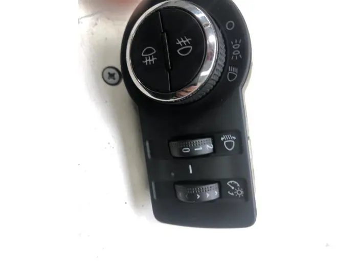 Light switch Opel Astra