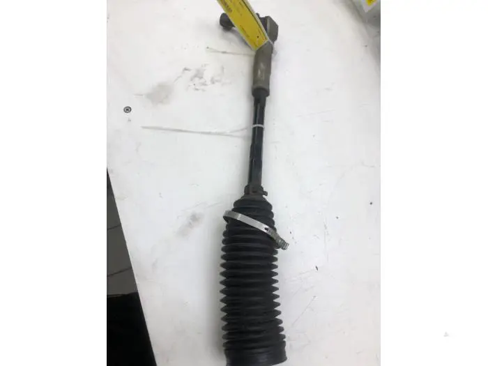 Tie rod, left Skoda Octavia