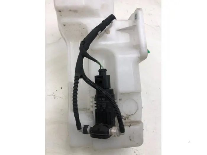 Front windscreen washer reservoir Volkswagen Caddy