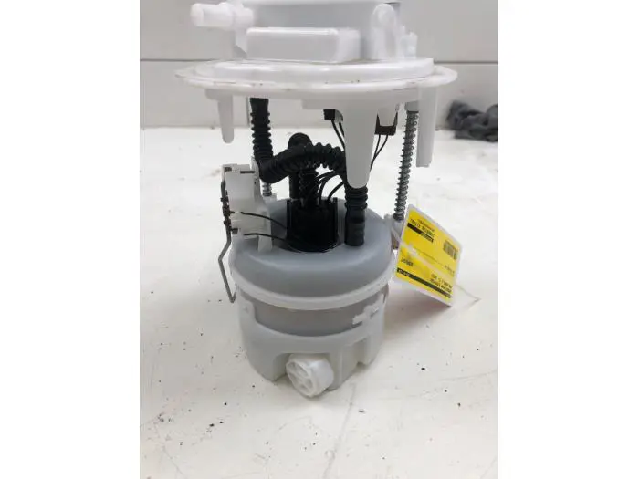 Electric fuel pump Opel Grandland X