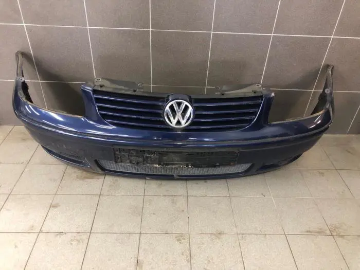 Front bumper Volkswagen Polo