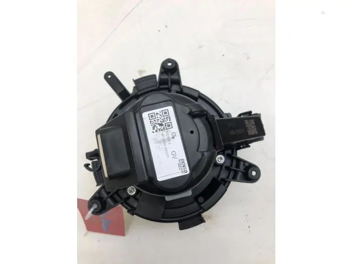 Heating and ventilation fan motor Opel Grandland X