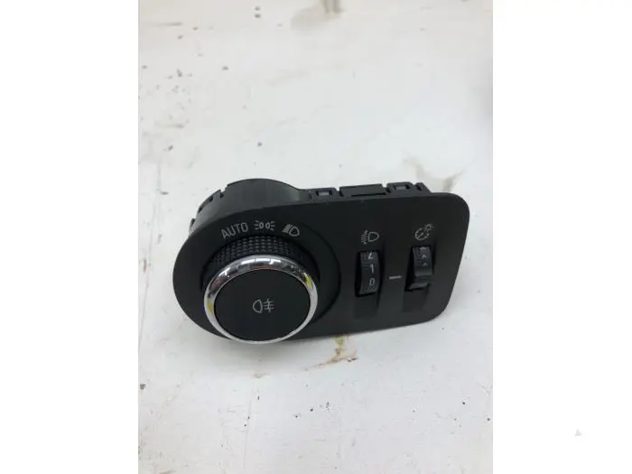 Light switch Opel Grandland X