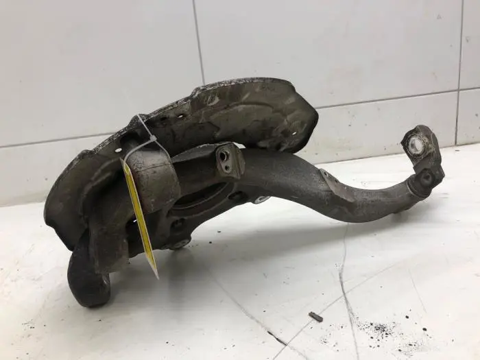 Knuckle, front right Mercedes GLC-Klasse