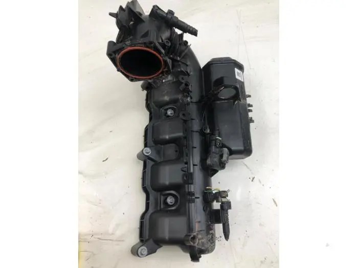 Intake manifold Mercedes GLC-Klasse