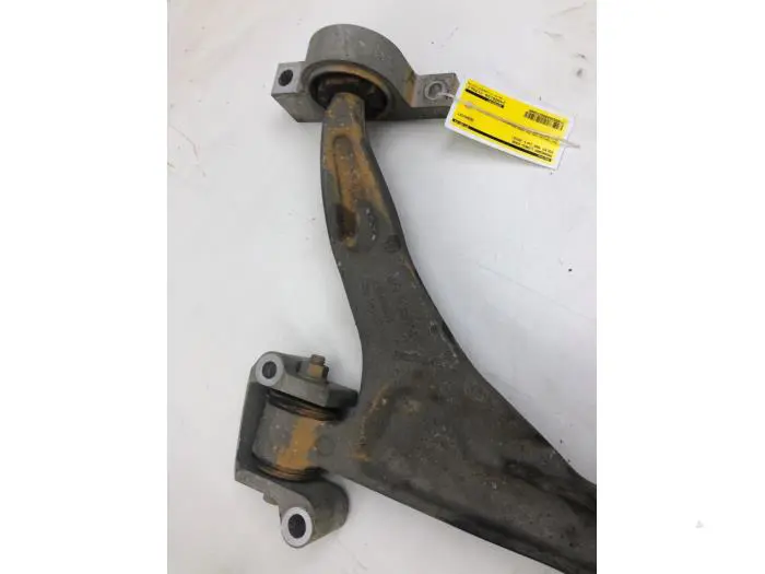 Front wishbone, left Volvo V60