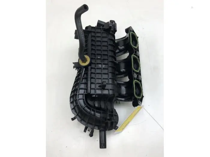 Intake manifold Skoda Octavia