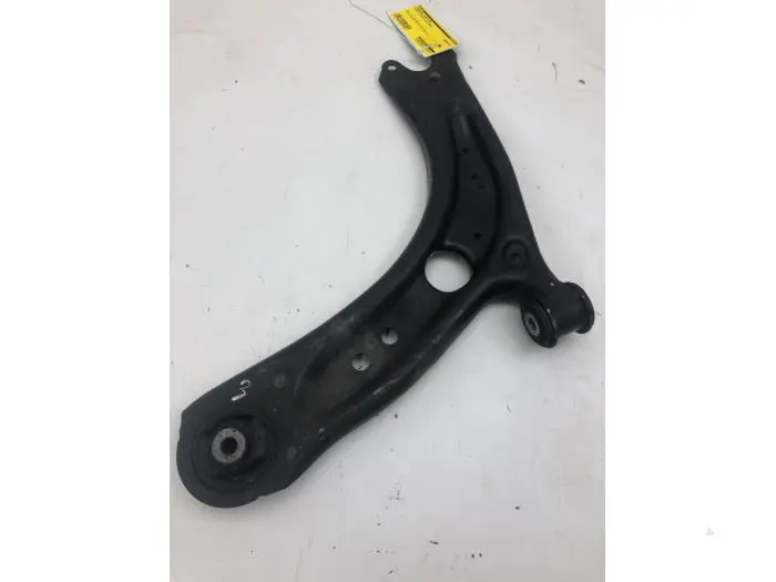 Front wishbone, left Skoda Octavia