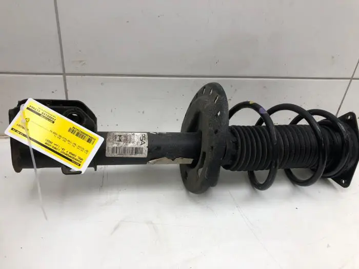 Front shock absorber rod, left Opel Corsa