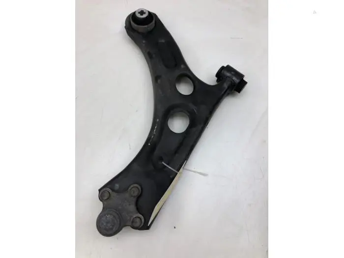 Front wishbone, left Opel Corsa