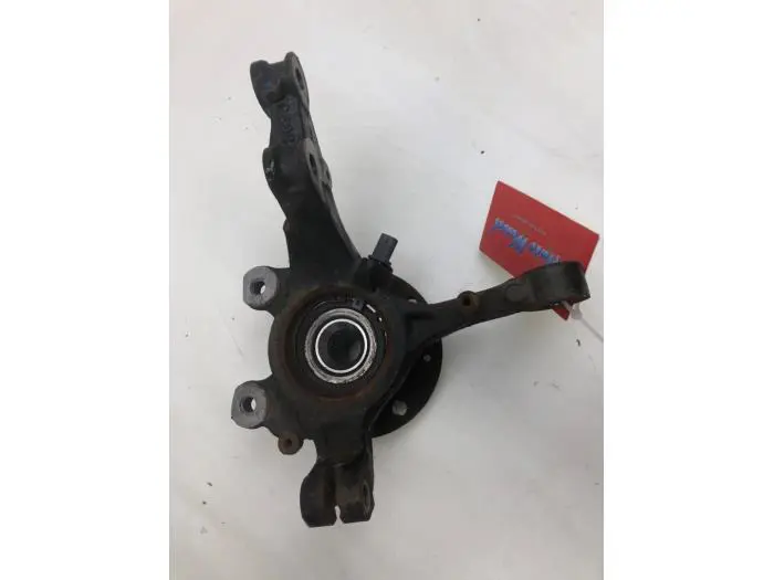 Knuckle, front right Opel Corsa