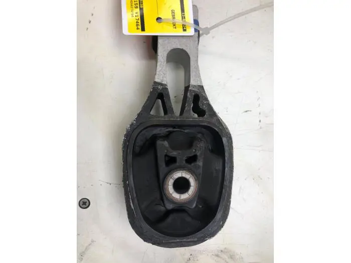 Engine mount Opel Corsa