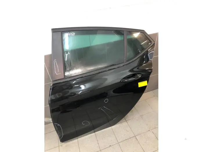 Rear door 4-door, left Opel Astra