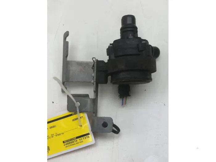 Water pump Opel Grandland X