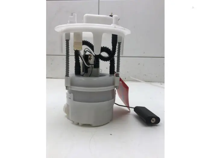 Electric fuel pump Opel Corsa