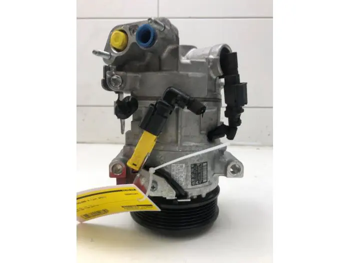 Air conditioning pump Opel Crossland X