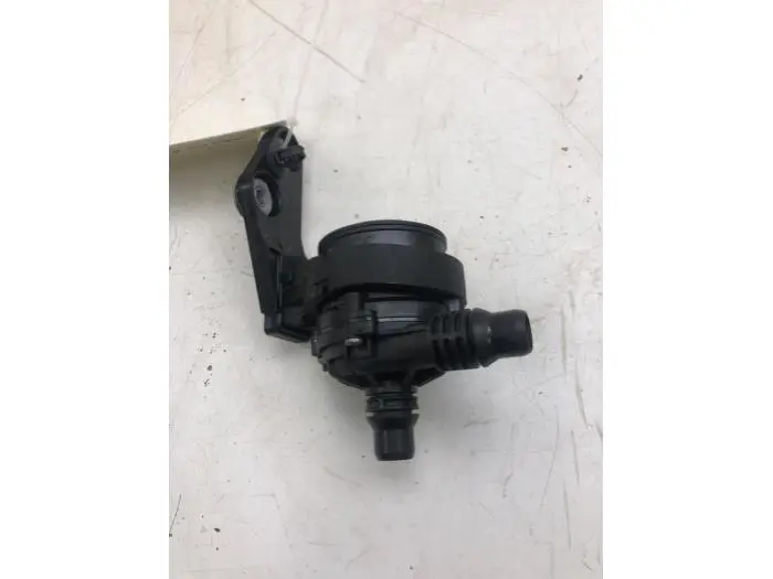 Additional water pump BMW 3-Serie