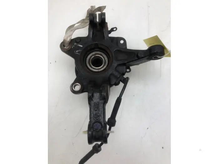 Knuckle, front left Renault Captur