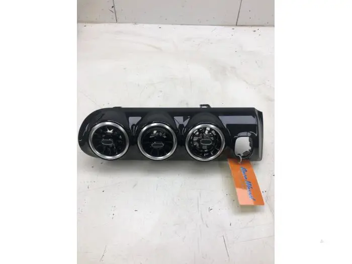 Dashboard vent Mercedes A-Klasse