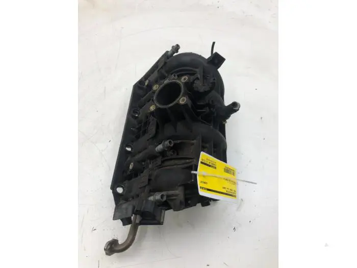 Intake manifold Opel Corsa