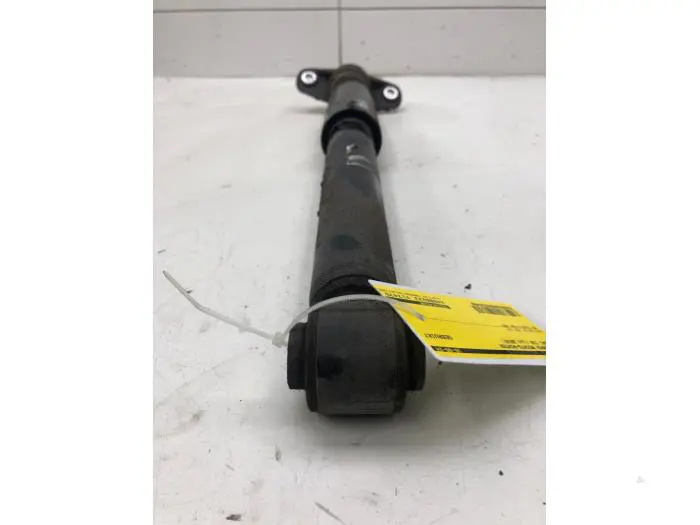 Rear shock absorber, right Hyundai I30