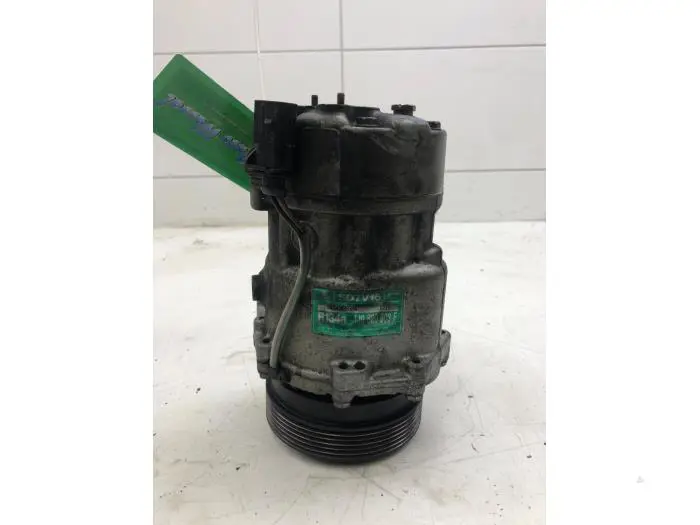 Air conditioning pump Volkswagen Golf