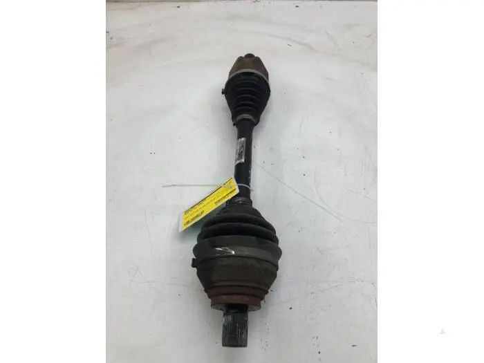 Front drive shaft, left Audi Q3