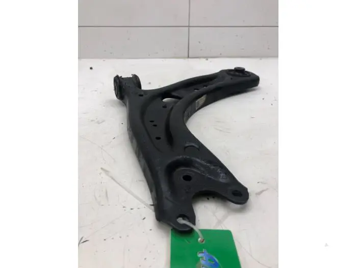 Front wishbone, left Audi A3